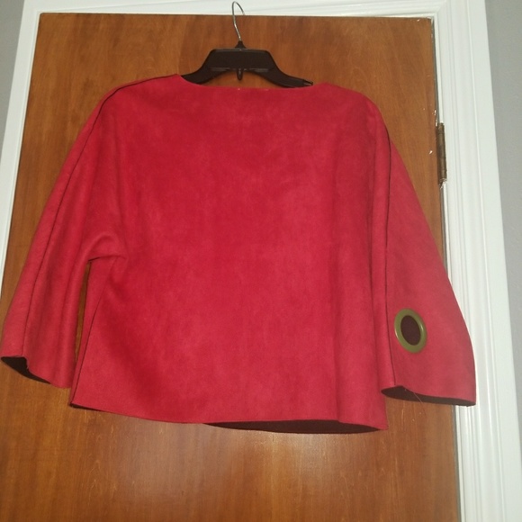 Ladies short jacket - Picture 2 of 2